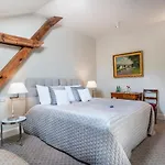Manowce Palace 4*