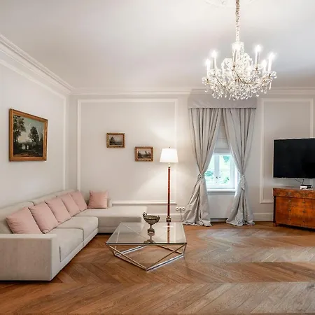 Vendégház Manowce Palace 4*