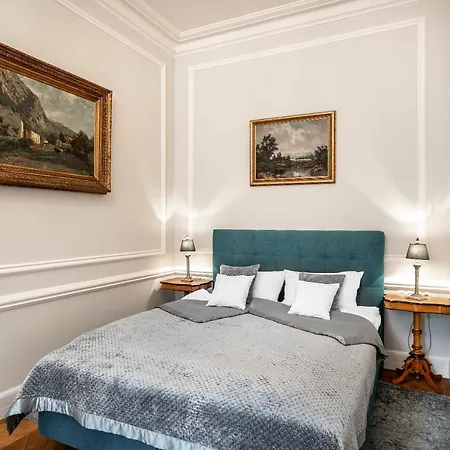 Manowce Palace Trzebieradz