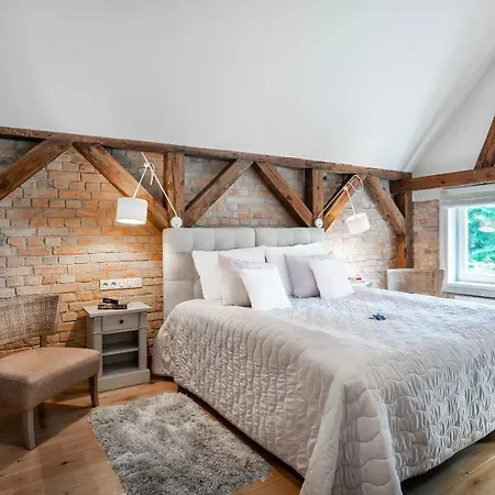 Manowce Palace Pensjonat