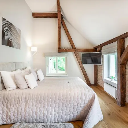 Manowce Palace 4* Trzebieradz