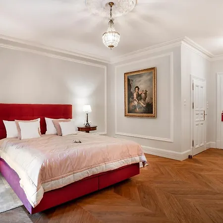 Manowce Palace Trzebieradz