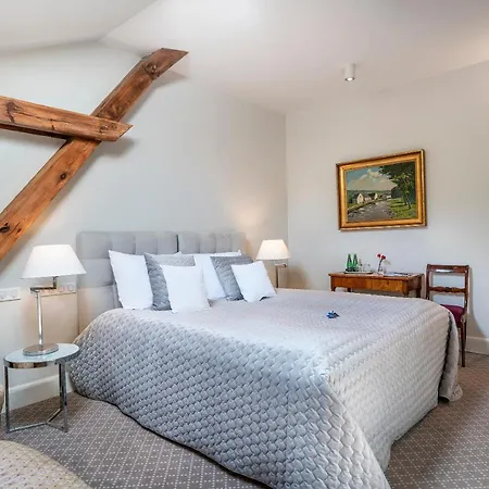 Manowce Palace 4*