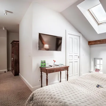 Pensjonat Manowce Palace Trzebieradz