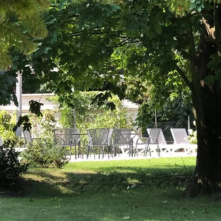 Manowce Palace Guest house Trzebieradz