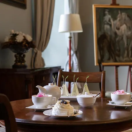 Pensión Manowce Palace 4*