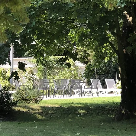 Pensjonat Manowce Palace Trzebieradz