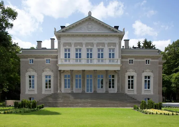 Pensión Manowce Palace Trzebieradz