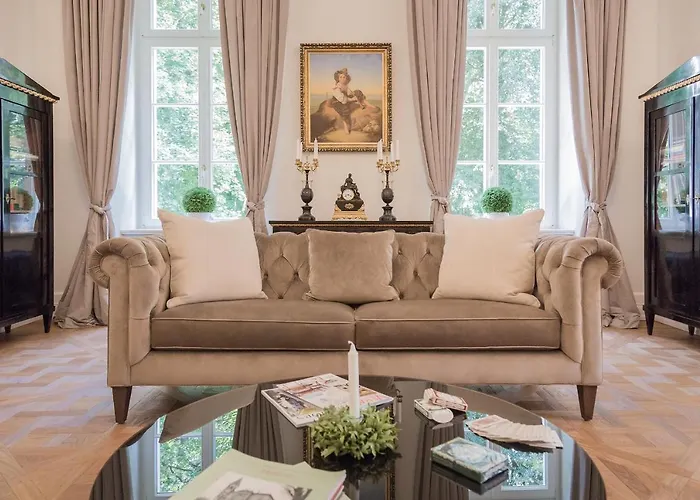 Gæstehus Manowce Palace Trzebieradz