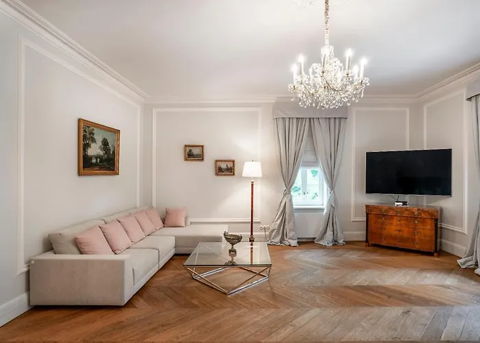 Pensión Manowce Palace 4*