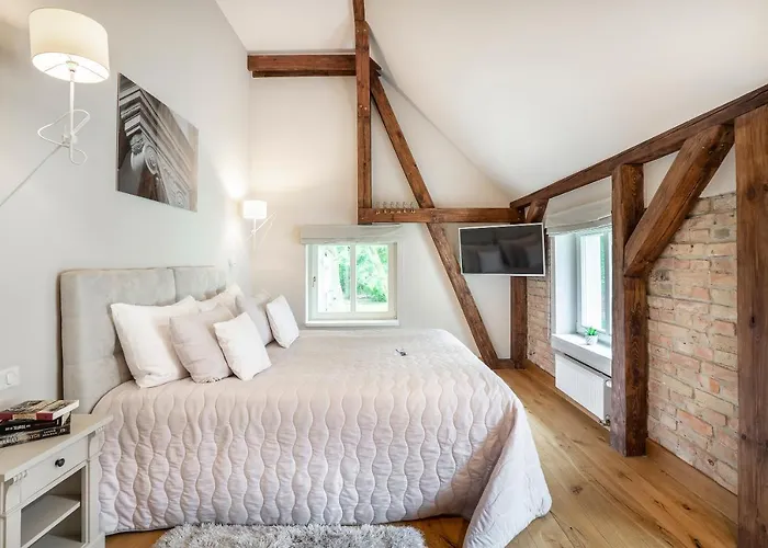 Manowce Palace 4* Trzebieradz