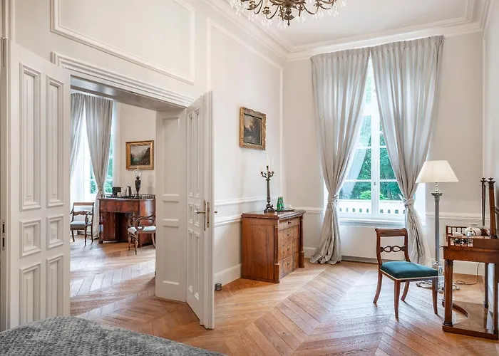 Pensión Manowce Palace 4*