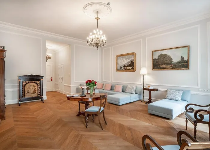 Manowce Palace Pensión Trzebieradz