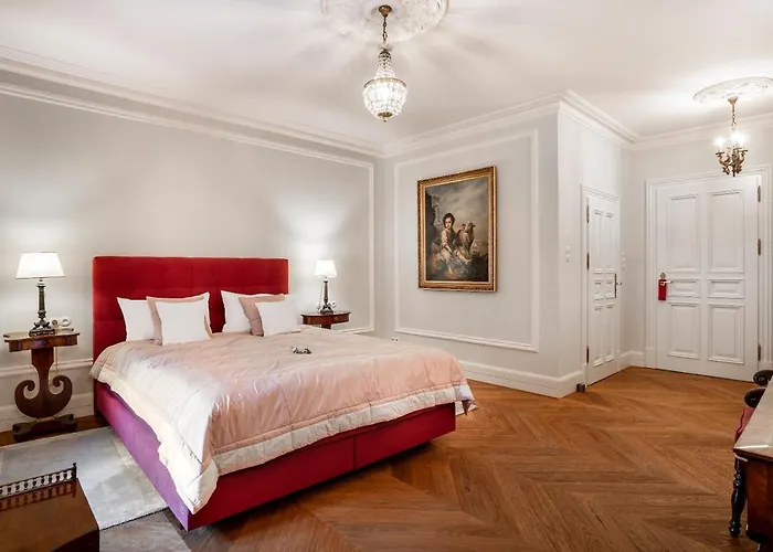 Manowce Palace Trzebieradz