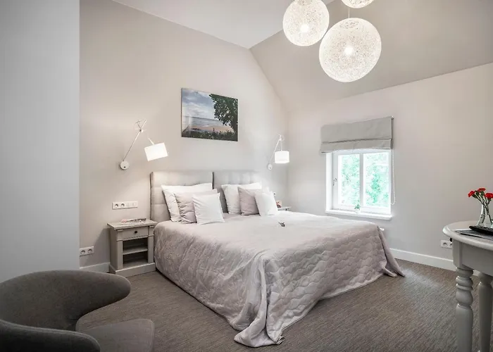 Manowce Palace Gæstehus Trzebieradz