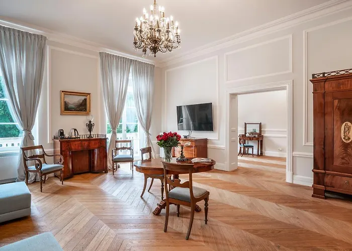 Pensión Manowce Palace Trzebieradz