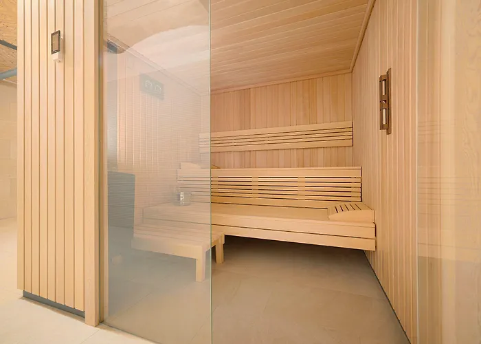 Pensión Manowce Palace 4*