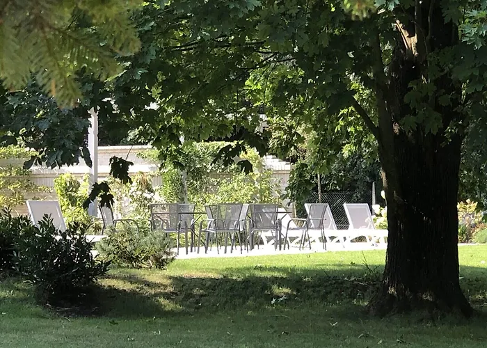 Pensión Manowce Palace Trzebieradz