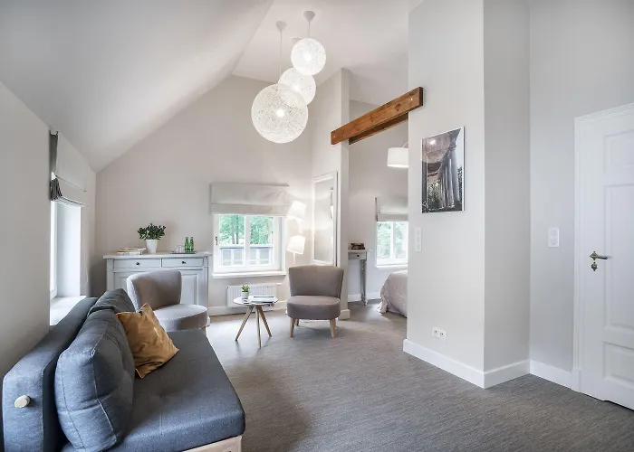 Manowce Palace Pensión Trzebieradz